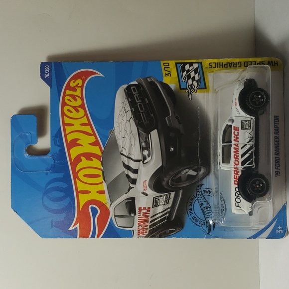 Hotweels | Toys | Nwt Hot Wheels Hw Apeed Graphics 3 Custom 19 Ford ... Custom Ford Raptor Graphics
